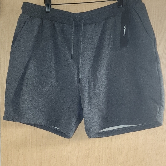 New Look Men's Dark Gray Athletic Shorts - Picture 1 of 7